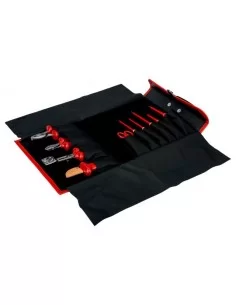 Composición de herramientas aisladas para electricistas en un maletín de cuero: 10 piezas